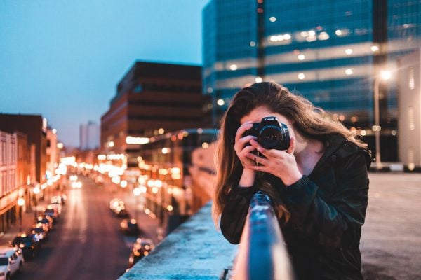 shutter speed shooting in low lighting tips for photographers beginner photography